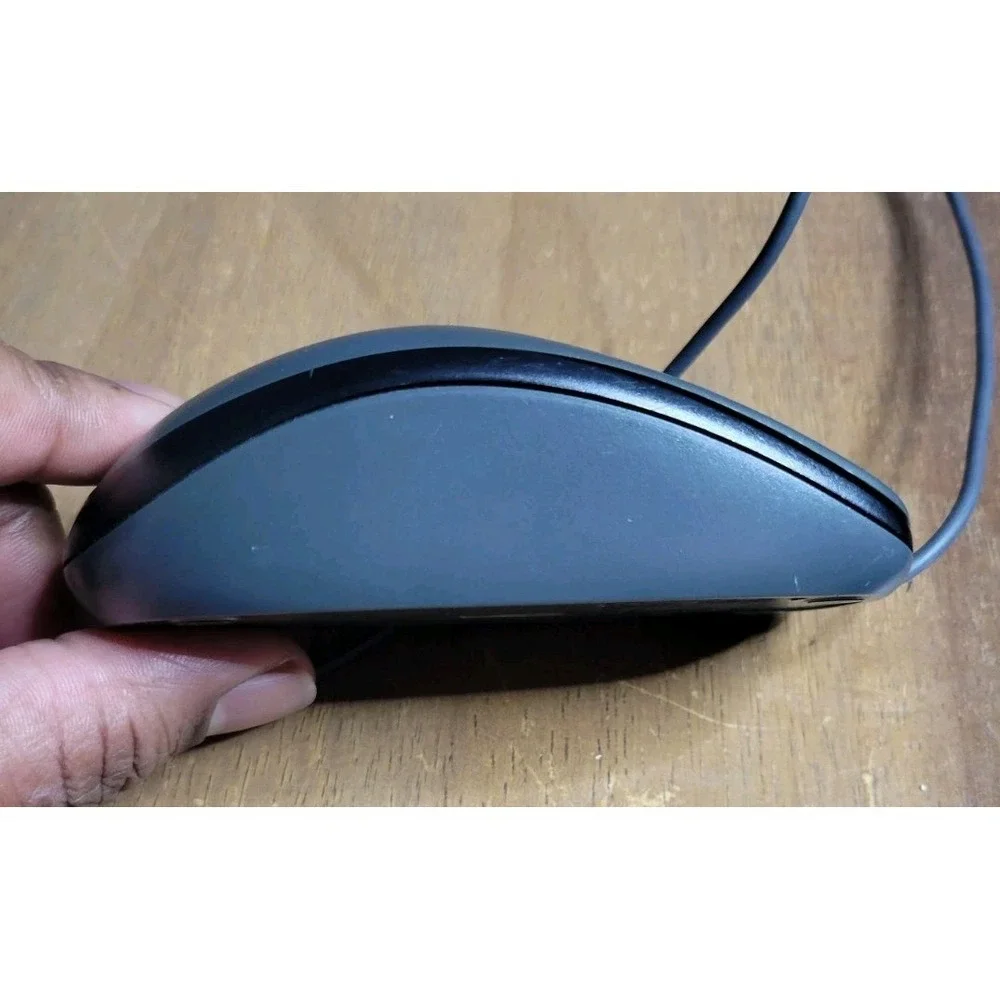 Logitech M100 Mouse - Corded USB Mouse